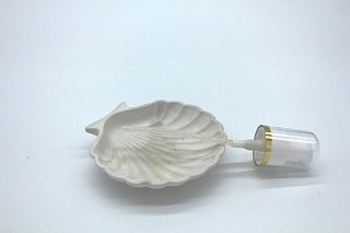 Шампунь для объема склонных к жирности волос Sajara Amani «Дерево желаний» с лемонграссом и пионом 