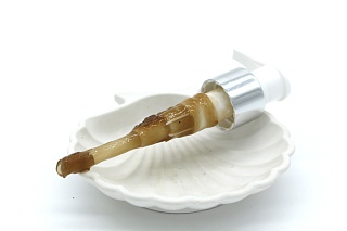 Оливковый увлажняющий шампунь против перхоти и воспалений на коже головы Bint al Zaman «Дочь времен» с маслами крапивы и огурца